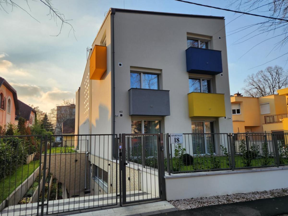Апарт готель Apartman 18 Дебрецен Екстер'єр фото