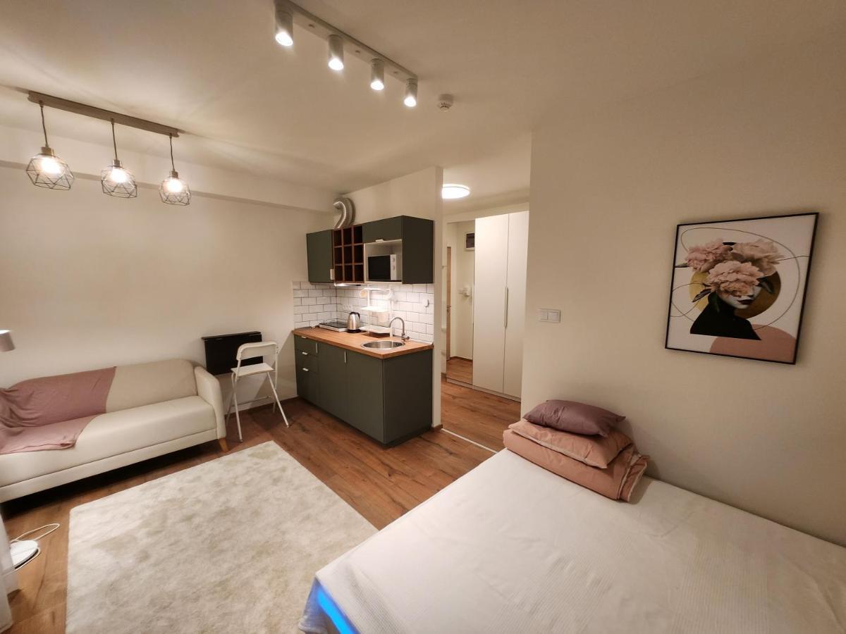 Апарт готель Apartman 18 Дебрецен Екстер'єр фото